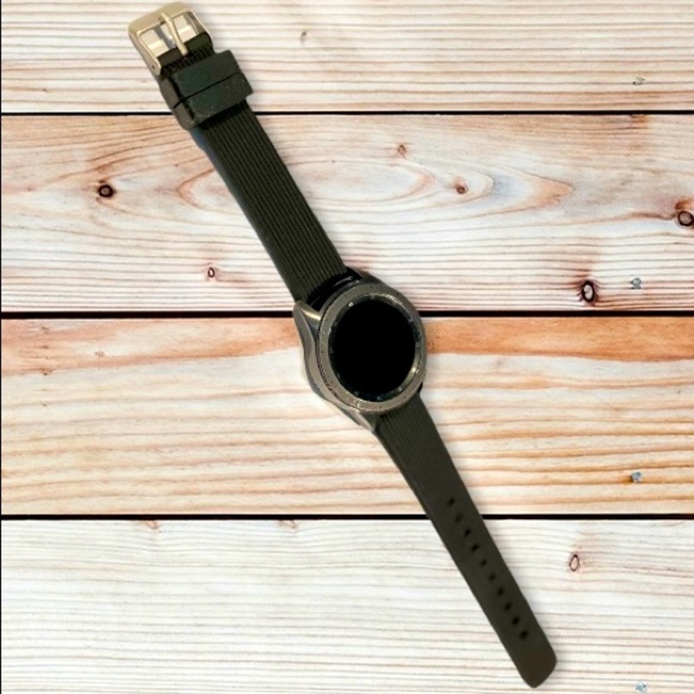 Samsung Galaxy Smart Watch